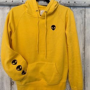 Yellow sweatshirt